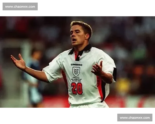 聚焦足球小组赛激烈角逐与出线形势全面解析及球队战术亮点深度观察