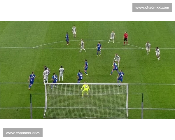 重温欧冠经典对决比赛录像全景解析与激情瞬间回顾精彩战术深度剖析