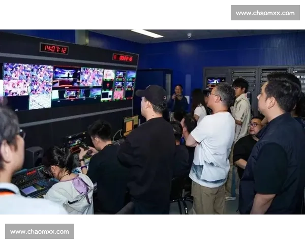 赛事直播中全景呈现精彩瞬间与幕后故事深度解析带你沉浸体验热血时刻 - 副本 (4) - 副本