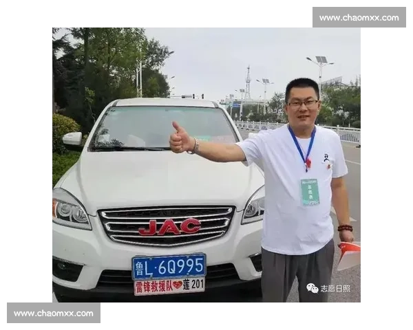 极限挑战BMX赛场激情碰撞速度与技巧的巅峰对决