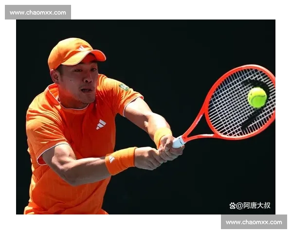 国际顶级网球赛精彩纷呈 各国选手激烈角逐冠军荣耀