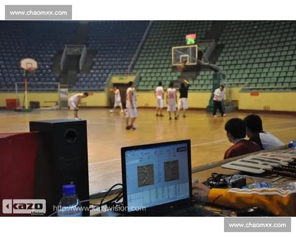 篮球比赛在线平台：实时数据分析与互动观看体验革新 - 副本